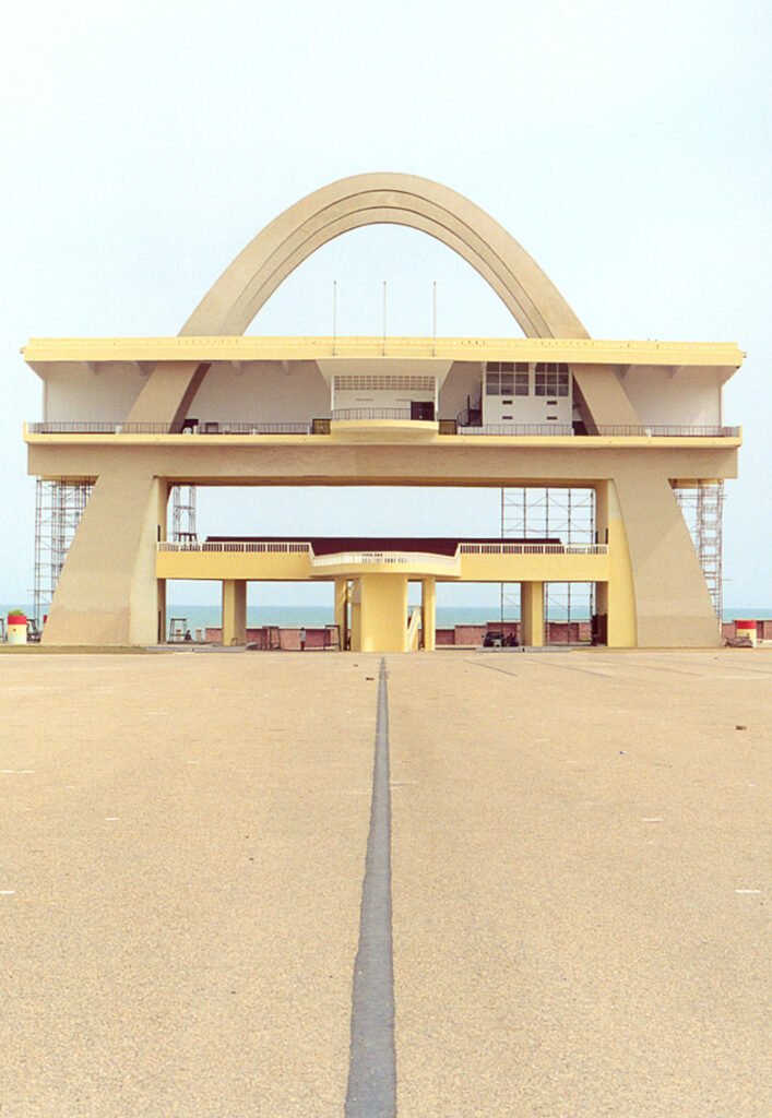 vivre-au-ghana-2026-accra-independence-arch.webp Arche de l'Independance a Accra, capitale du Ghana