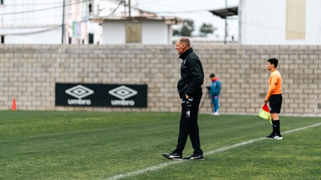 Sélectionneur Algérie : la FAF face au dossier sensible de la succession sur le banc des Fennecs