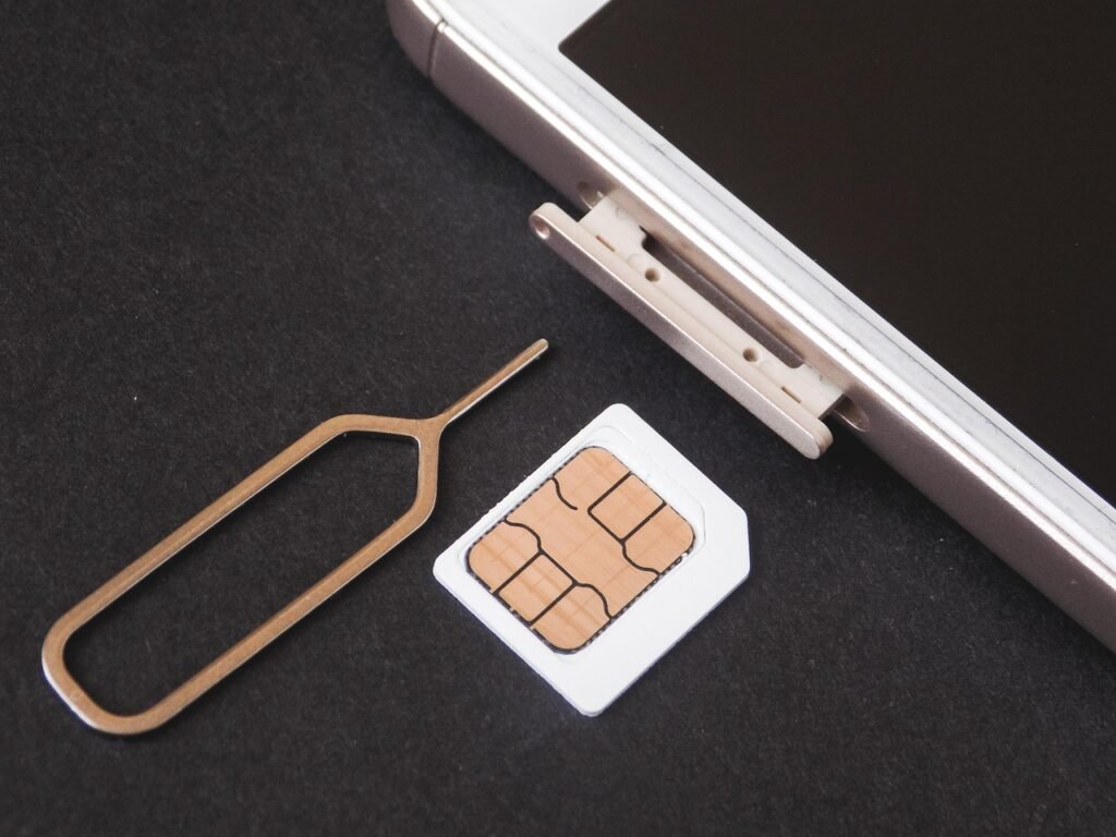 SIM hybride : le marché discret qui séduit la diaspora africaine en France