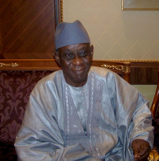 Cheikh Hamidou Kane, l&rsquo;écrivain-homme d&rsquo;État sénégalais s&rsquo;éteint à 98 ans
